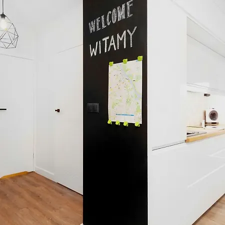 Chocimska Apartment *